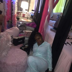 Meet your Posher, Nizzy